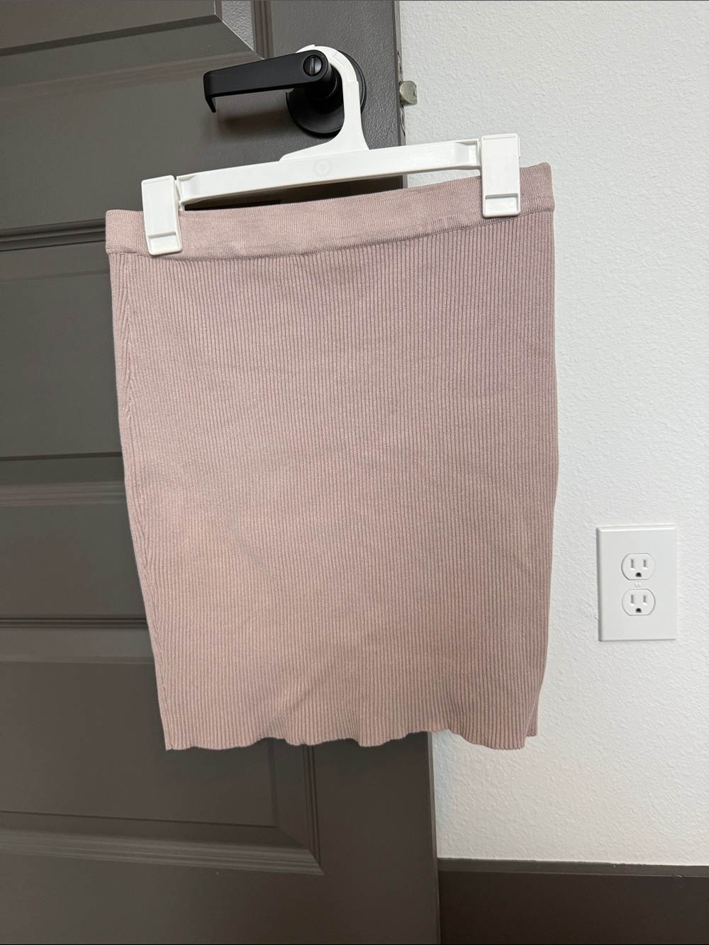 Hera Collection Dusty Pink Ribbed Pencil Skirt